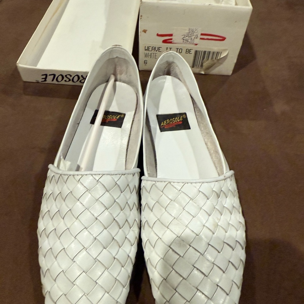 AEROSOLES White Braided Flats